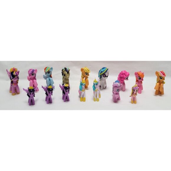 Lot of 16 My Little Pony Assorted Size Figurines with a Few Duplicates - Picture 5 of 11